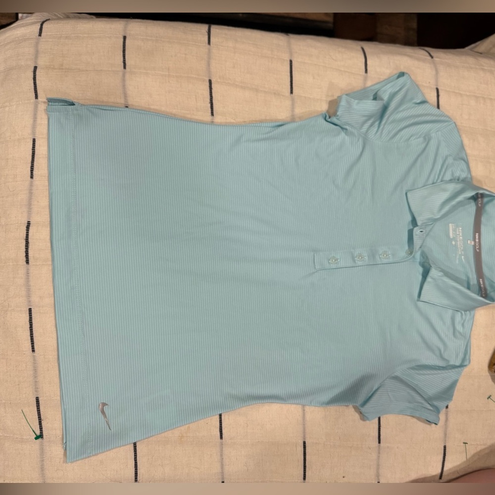 Nike Golf performance Tour 
Small